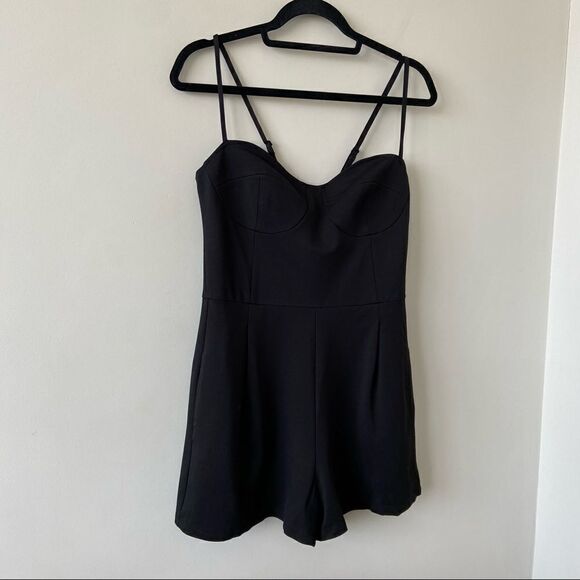 Nwt-leith Bustier Little Black Romper (Size:Medium) - Picture 2 of 13